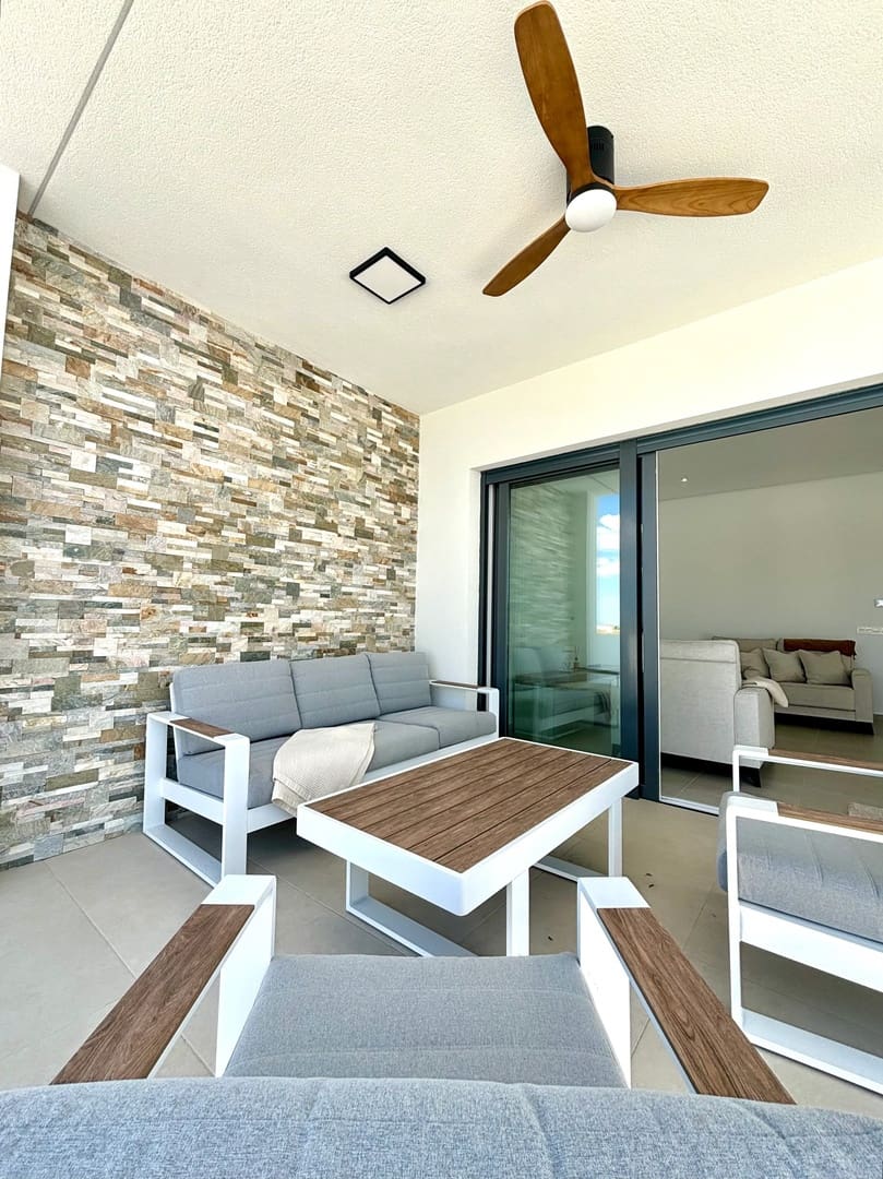 3 bedroom Villa for sale in Benijofar with pool garage - € 478,732 (Ref: 9789036)