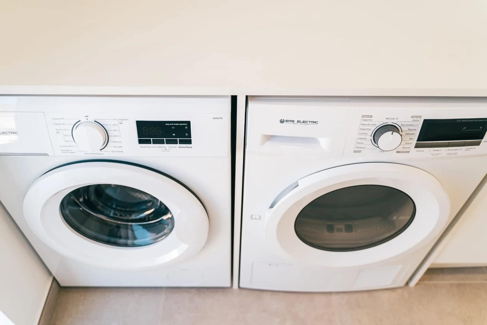 3 soveværelse Villa til salg i Pilar de la Horadada med swimmingpool garage - € 469.000 (Ref: 9789046)