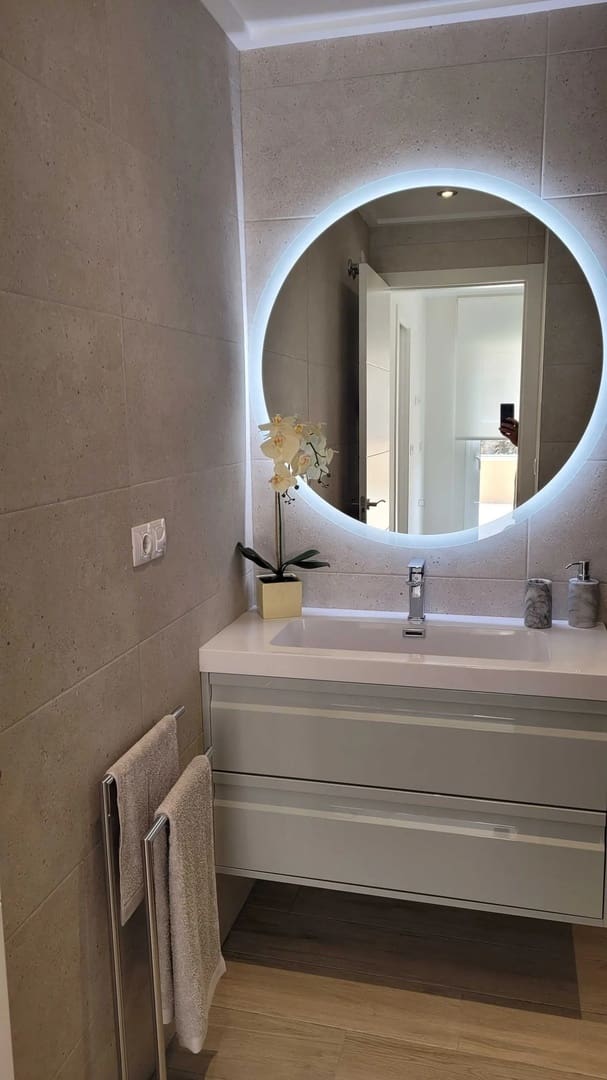 3 chambre Appartement à vendre à Guardamar del Segura avec piscine garage - 364 900 € (Ref: 9789051)