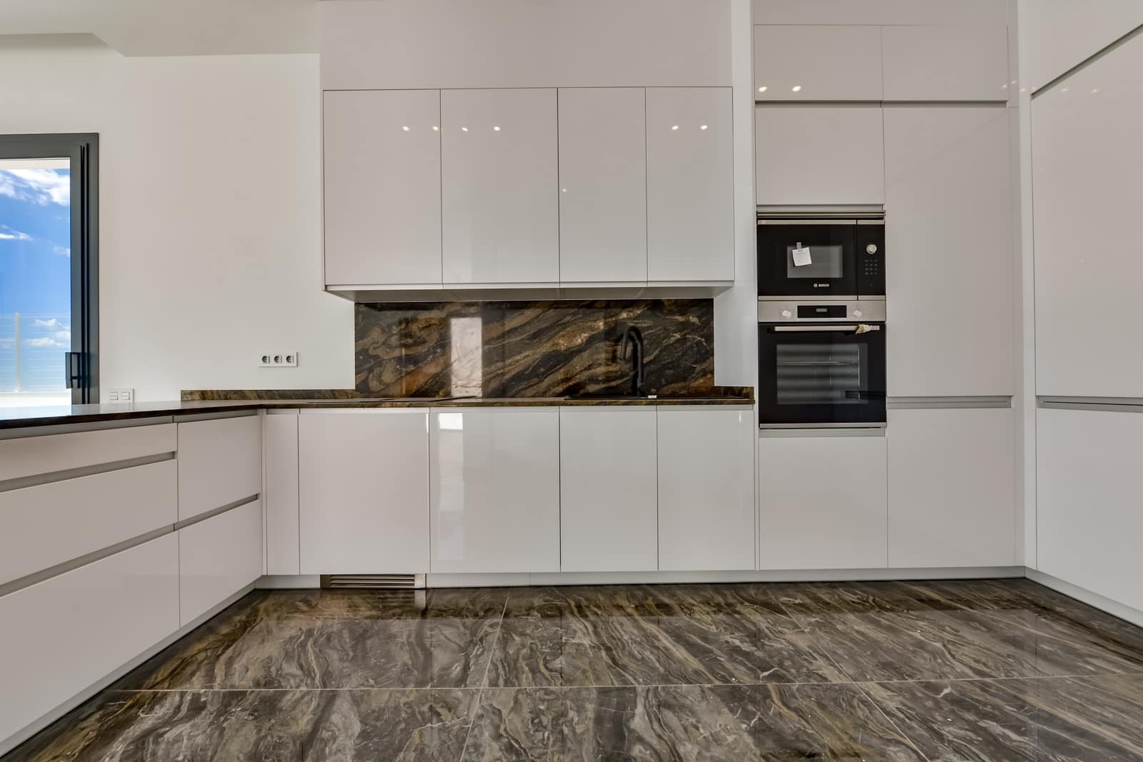 7 quarto Moradia para venda em Finestrat com piscina garagem - 1 900 000 € (Ref: 9789090)