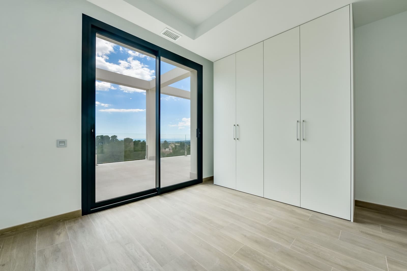 7 quarto Moradia para venda em Finestrat com piscina garagem - 1 900 000 € (Ref: 9789090)