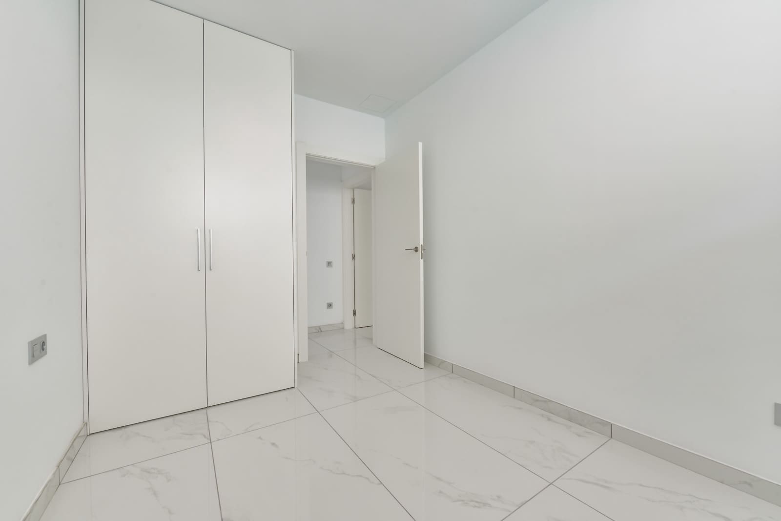 7 quarto Moradia para venda em Finestrat com piscina garagem - 1 900 000 € (Ref: 9789090)