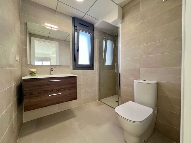 3 soveværelse Villa til salg i La Zenia, Orihuela med swimmingpool garage - € 399.900 (Ref: 9789104)