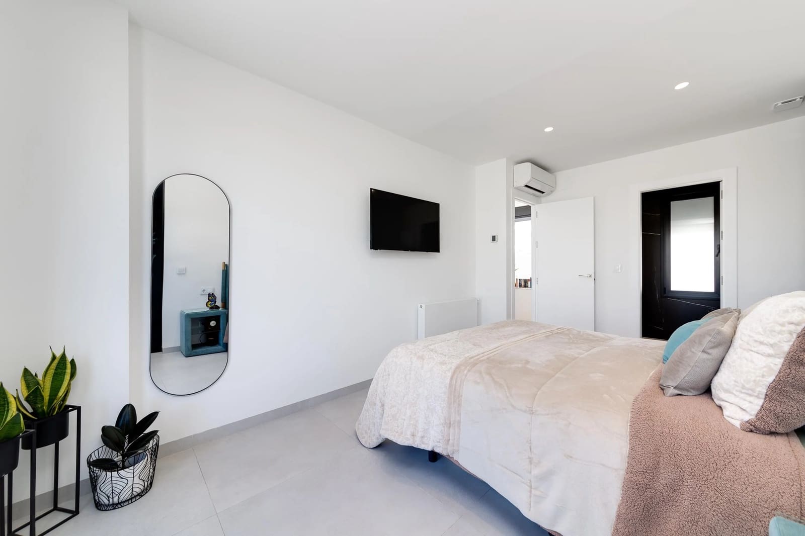 3 sypialnia Willa na sprzedaż w Pilar de la Horadada z basenem garażem - 574 000 € (Ref: 9789124)