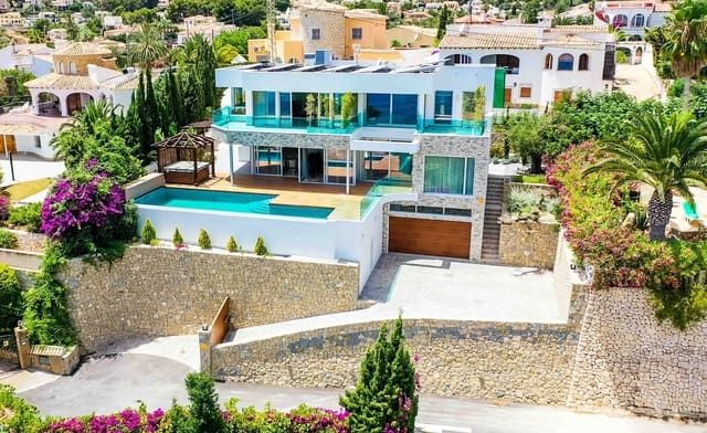 3 soverom Villa til salgs i Canuta, Calpe / Calp med svømmebasseng garasje - € 2 950 000 (Ref: 9789130)