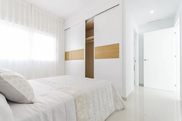 3 quarto Moradia para venda em Los Montesinos com piscina garagem - 465 000 € (Ref: 9789208)