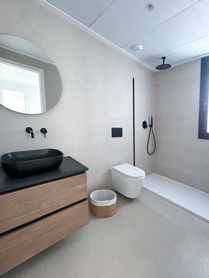 3 soveværelse Villa til salg i Polop med swimmingpool garage - € 665.000 (Ref: 9789219)