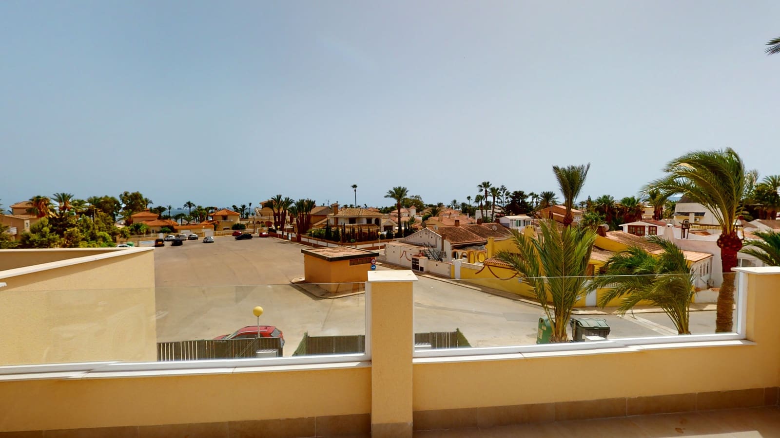 3 sypialnia Willa na sprzedaż w Estrella de Mar z basenem garażem - 349 900 € (Ref: 9789249)