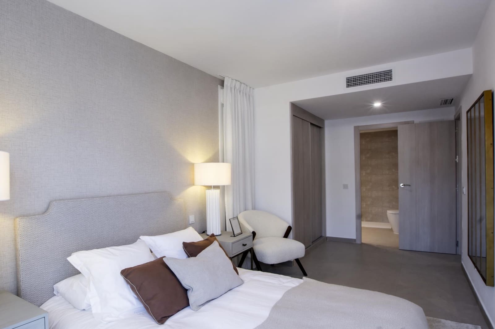 2 chambre Appartement à vendre à Manilva avec piscine garage - 324 500 € (Ref: 9789251)