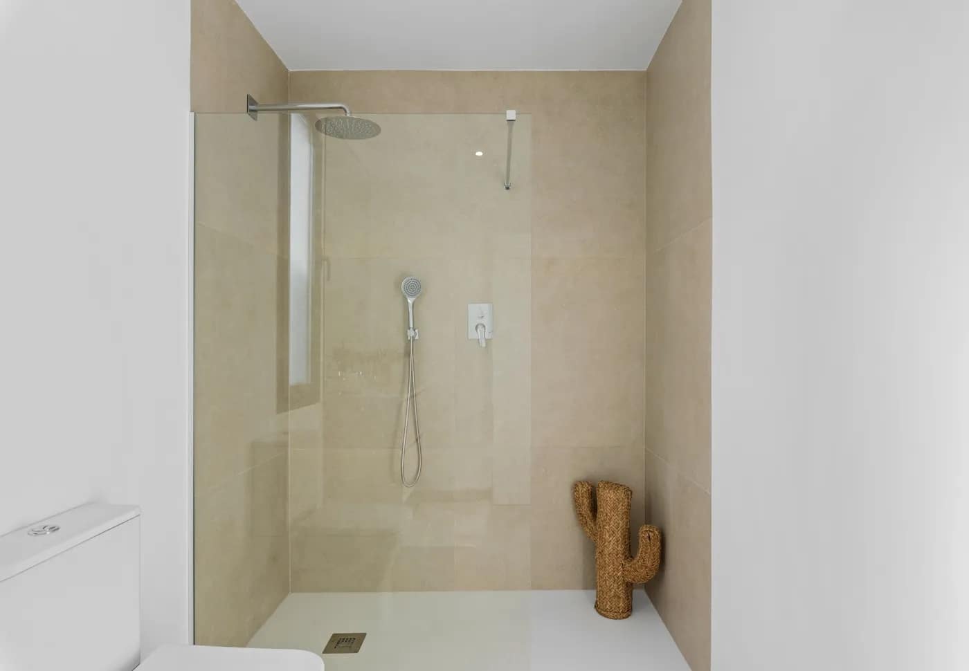 3 slaapkamer Villa te koop in Mar de Cristal met zwembad garage - € 549.900 (Ref: 9789275)