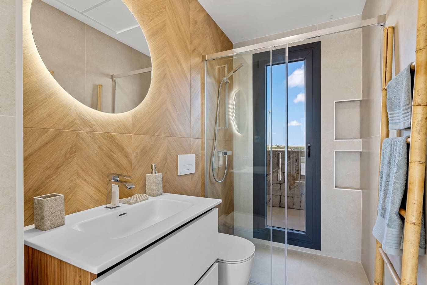 3 sypialnia Willa na sprzedaż w Pilar de la Horadada z basenem garażem - 698 000 € (Ref: 9789284)