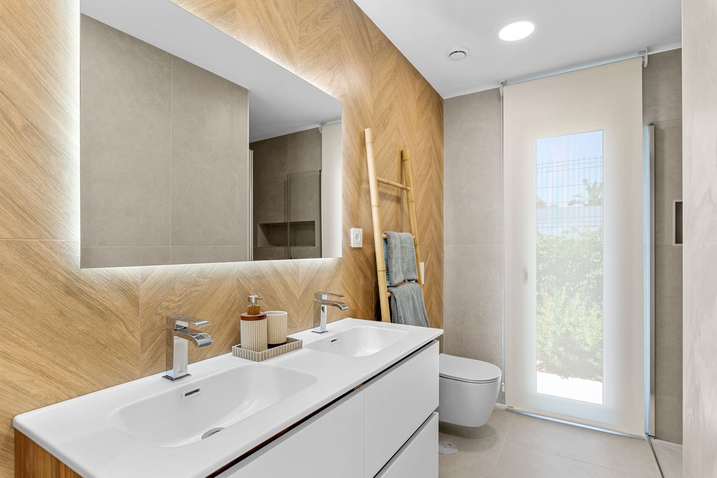 3 sypialnia Willa na sprzedaż w Pilar de la Horadada z basenem garażem - 698 000 € (Ref: 9789284)