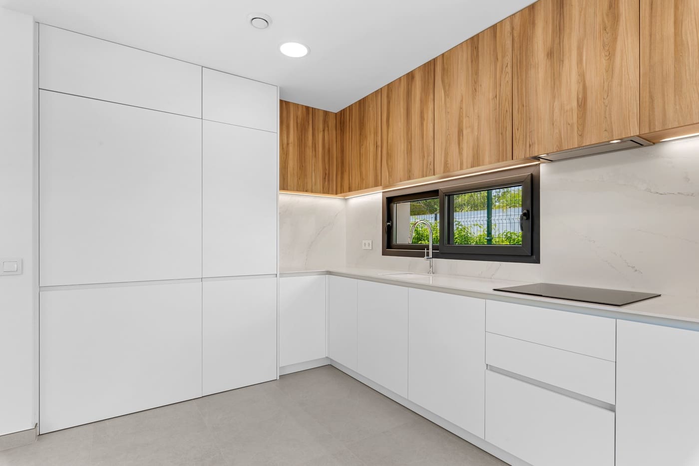 3 sypialnia Willa na sprzedaż w Pilar de la Horadada z basenem garażem - 698 000 € (Ref: 9789284)