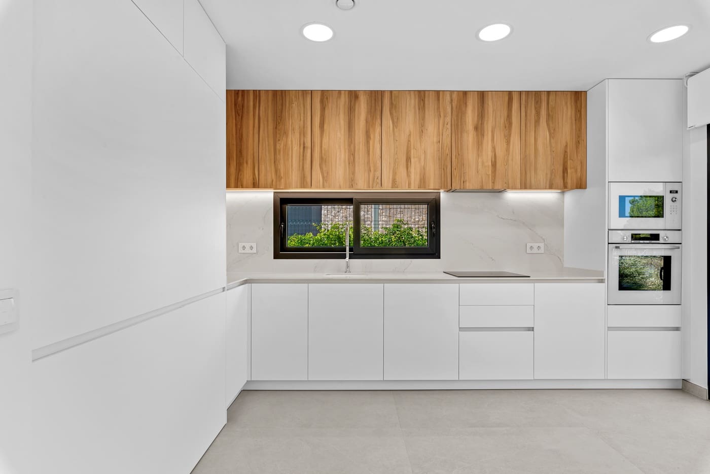 3 sypialnia Willa na sprzedaż w Pilar de la Horadada z basenem garażem - 698 000 € (Ref: 9789284)