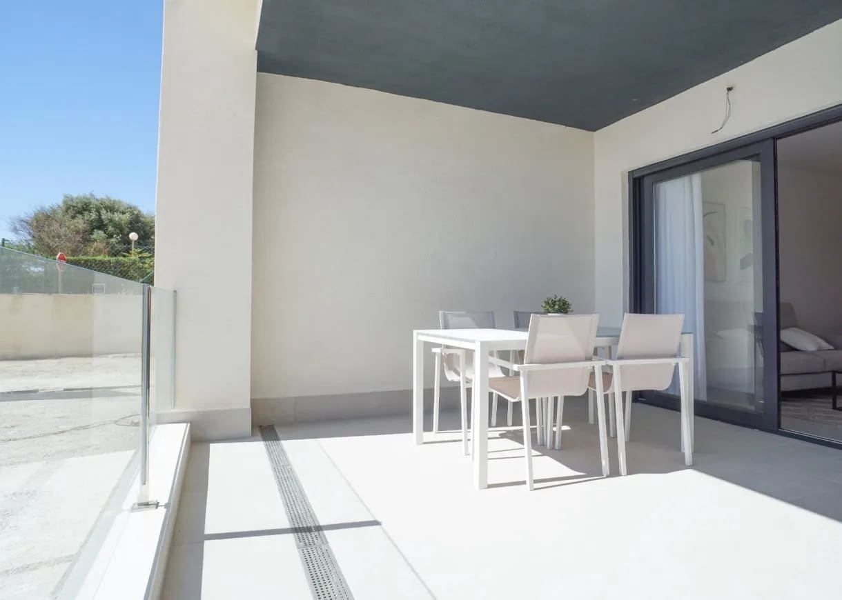 2 camera da letto Appartamento in vendita in Torrevieja con piscina garage - 285.000 € (Rif: 9789285)