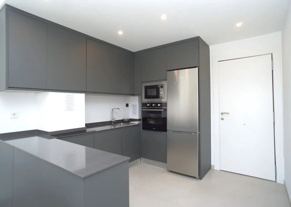 2 camera da letto Appartamento in vendita in Torrevieja con piscina garage - 285.000 € (Rif: 9789285)