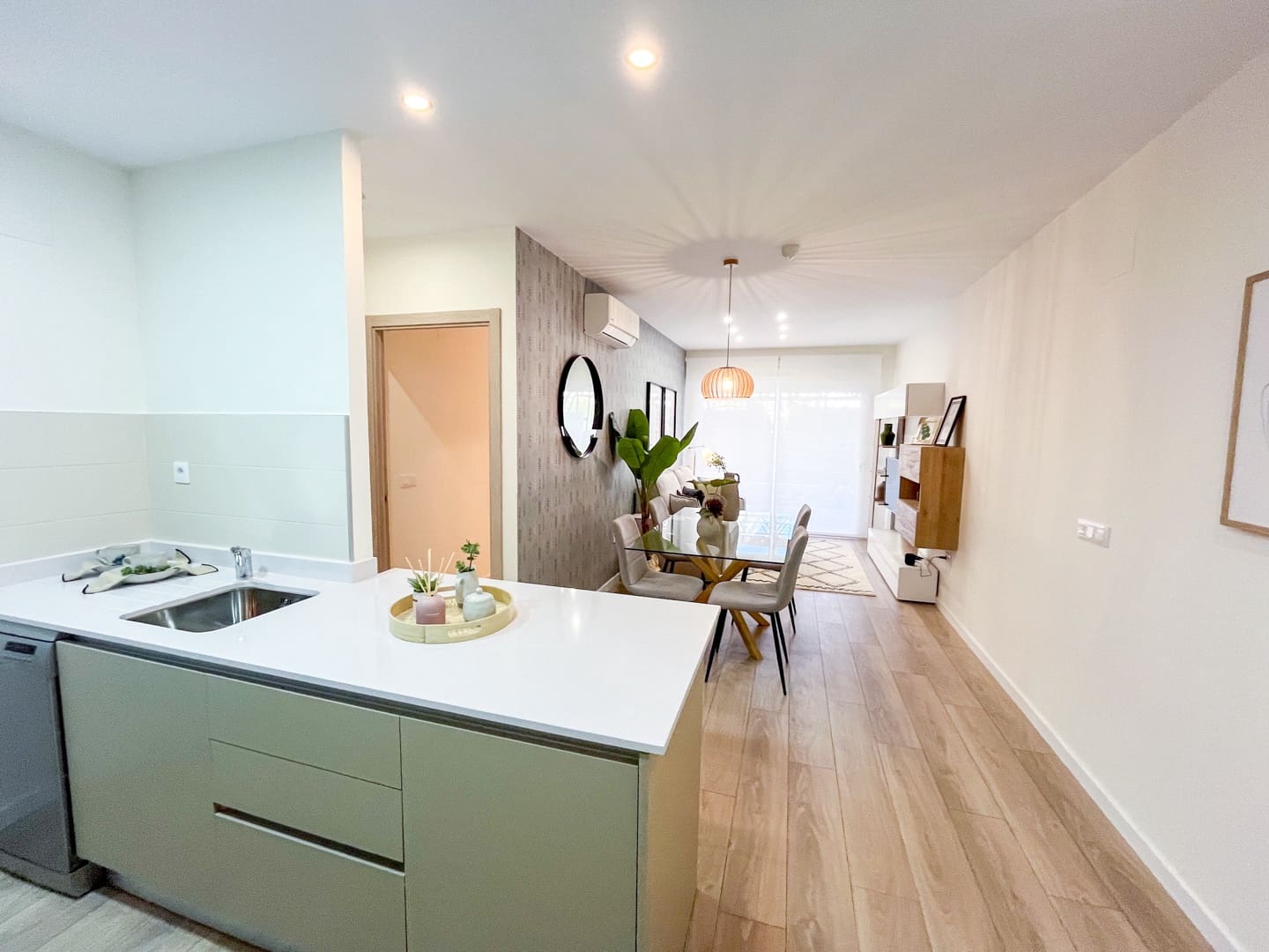 1 bedroom Apartment for sale in Torre de la Horadada with pool garage - € 182,000 (Ref: 9789329)