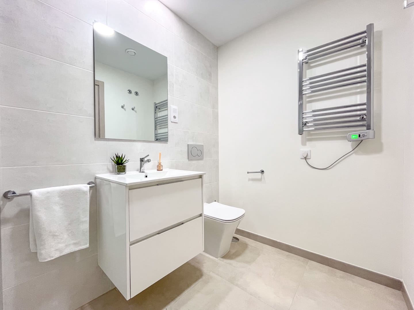 1 bedroom Apartment for sale in Torre de la Horadada with pool garage - € 182,000 (Ref: 9789329)