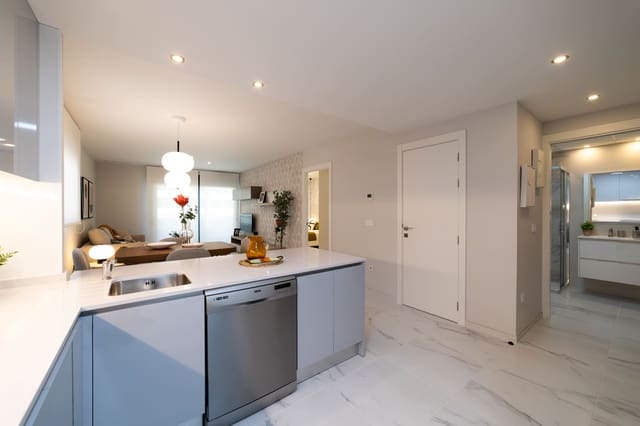 3 sovrum Lägenhet till salu i La Zenia, Orihuela med pool garage - 522 000 € (Ref: 9789352)