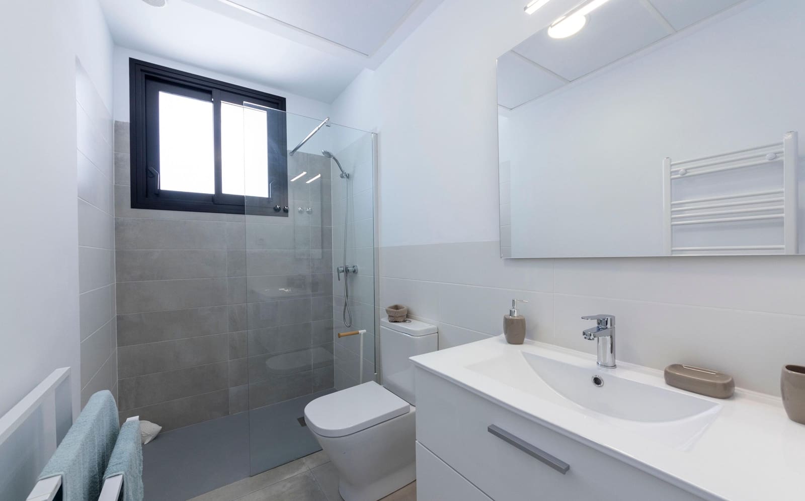 3 quarto Moradia para venda em Calasparra com piscina garagem - 339 000 € (Ref: 9789372)