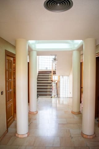 5 soveværelse Villa til salg i Llano de Brujas, Murcia by med garage - € 726.000 (Ref: 9818875)