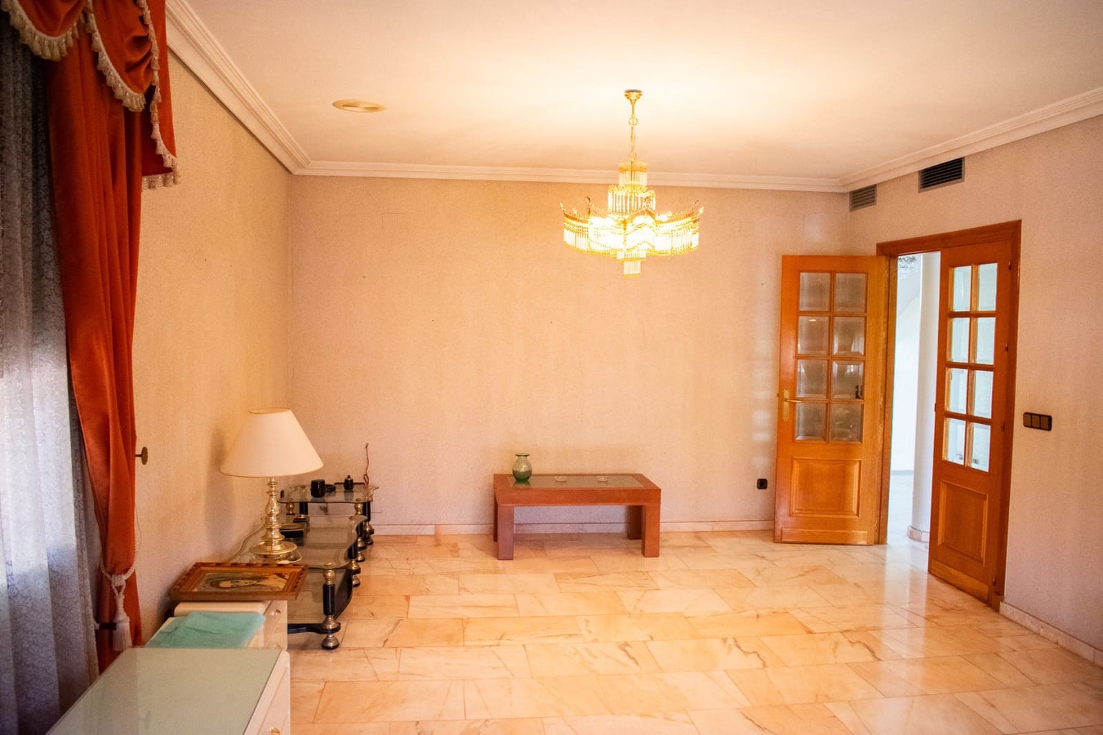 5 bedroom Villa for sale in Llano de Brujas with garage - € 726,000 (Ref: 9818875)