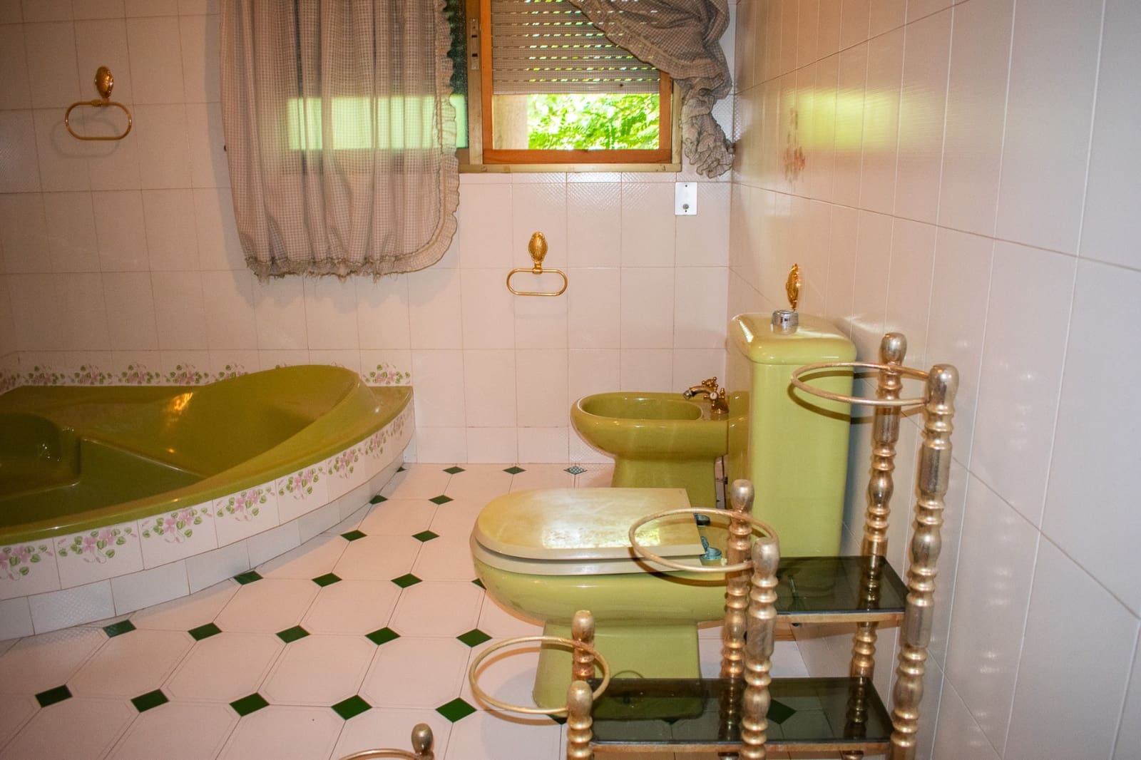5 bedroom Villa for sale in Llano de Brujas with garage - € 726,000 (Ref: 9818875)