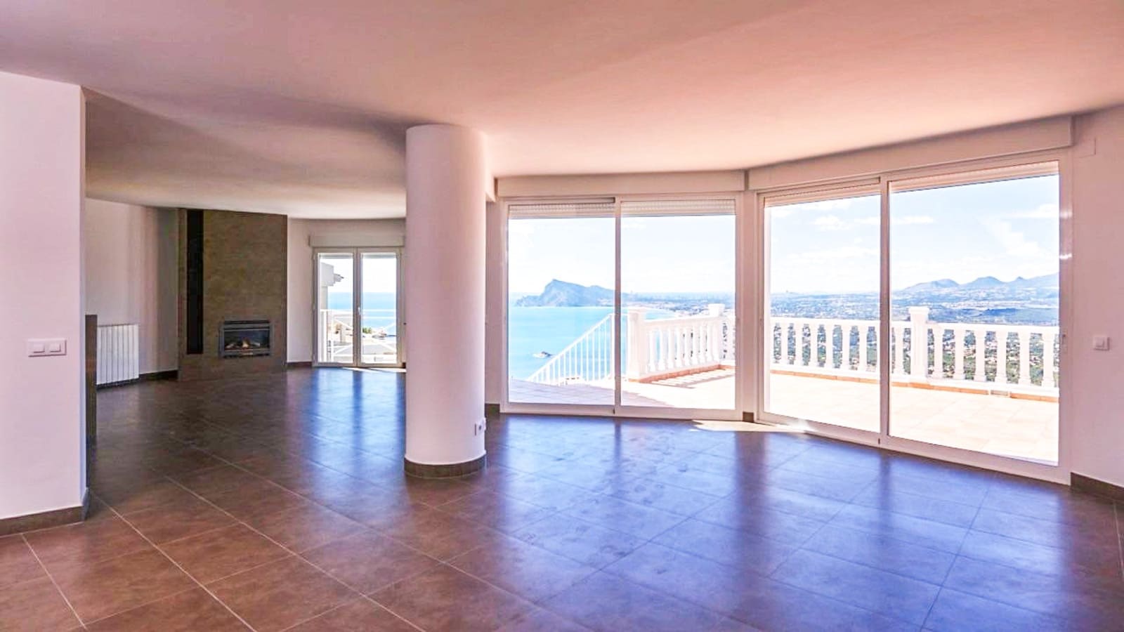 Chalet de 4 habitaciones en Altea en venta con piscina garaje - 1.195.000 € (Ref: 9818877)