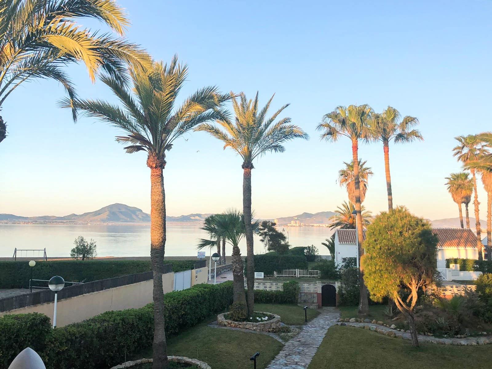 3 slaapkamer Villa te koop in La Manga del Mar Menor met zwembad garage - € 1.490.000 (Ref: 9818878)