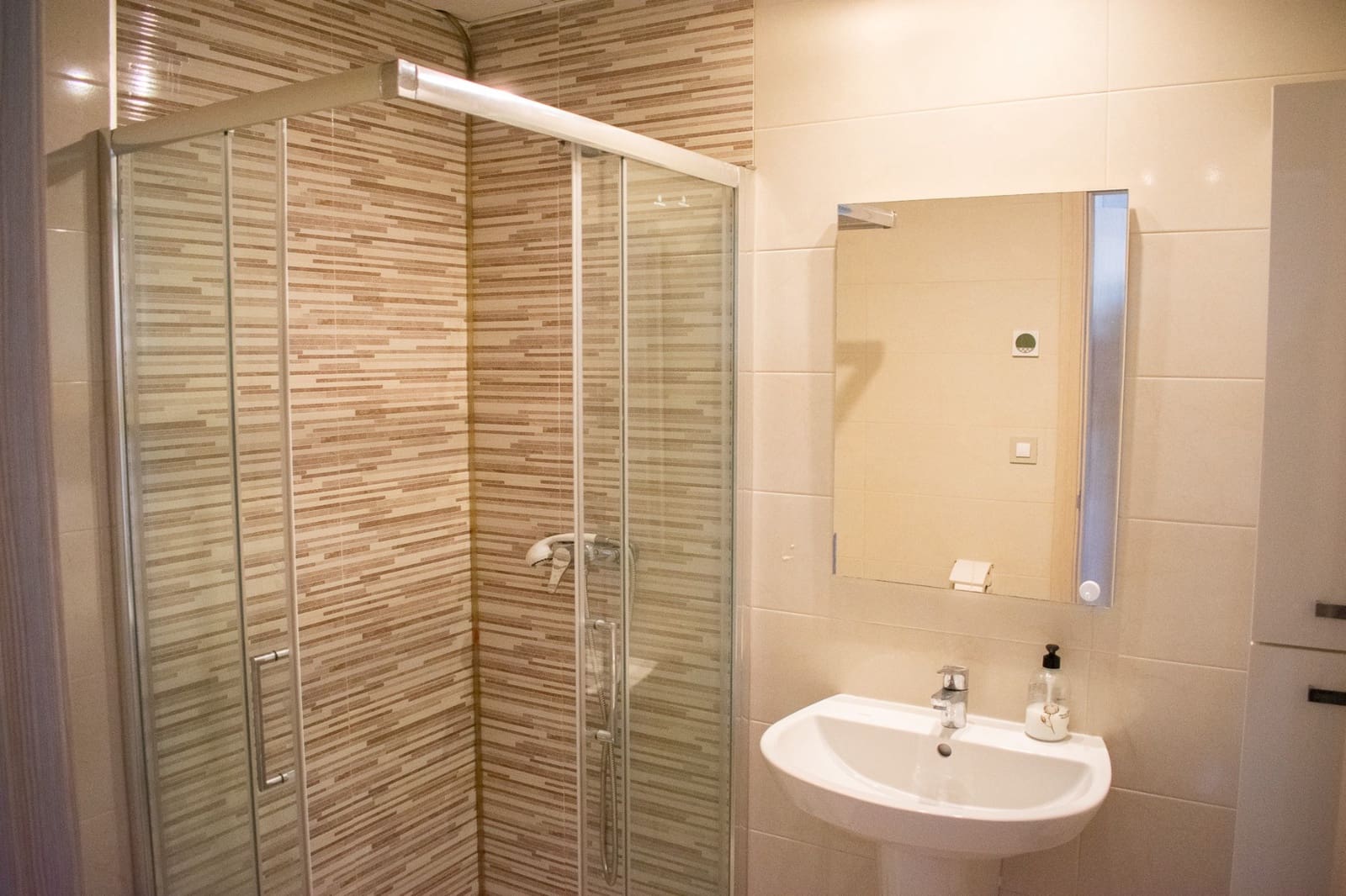 2 sovrum Lägenhet till salu i Orihuela Costa med pool garage - 246 000 € (Ref: 9818882)