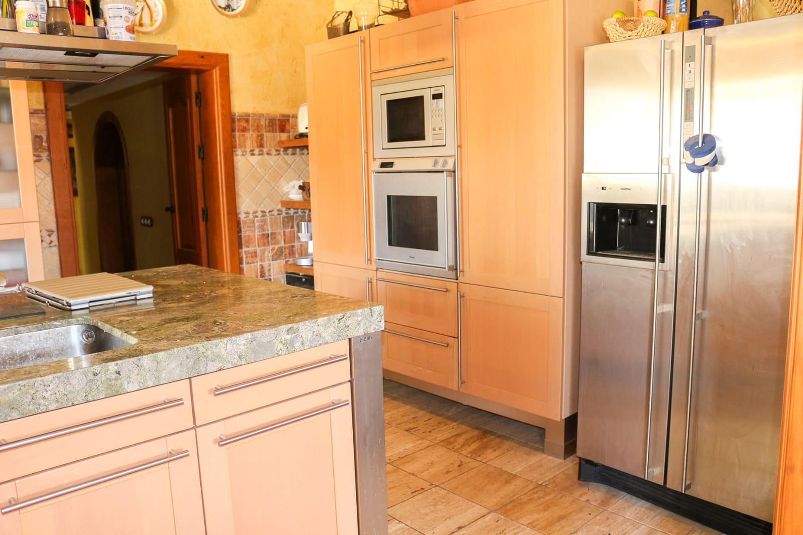 4 sypialnia Willa na sprzedaż w Los Urrutias z basenem garażem - 1 080 000 € (Ref: 9818886)