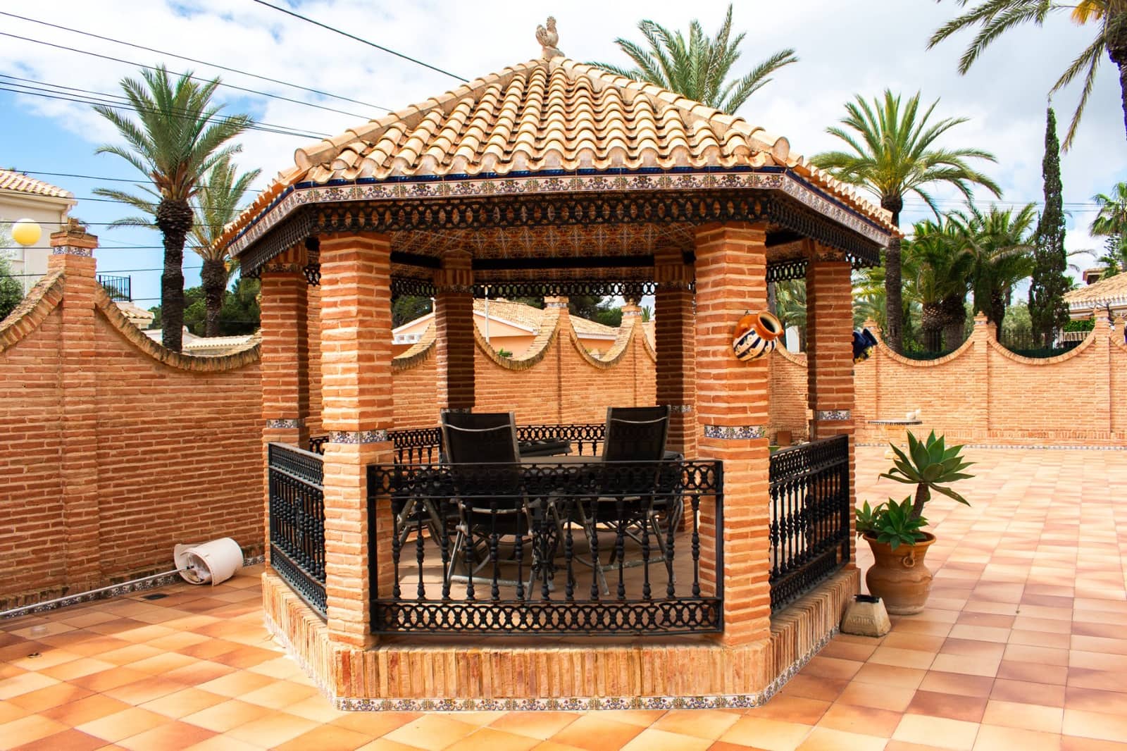 7 soverom Villa til salgs i Orihuela Costa med svømmebasseng garasje - € 1 490 000 (Ref: 9818887)