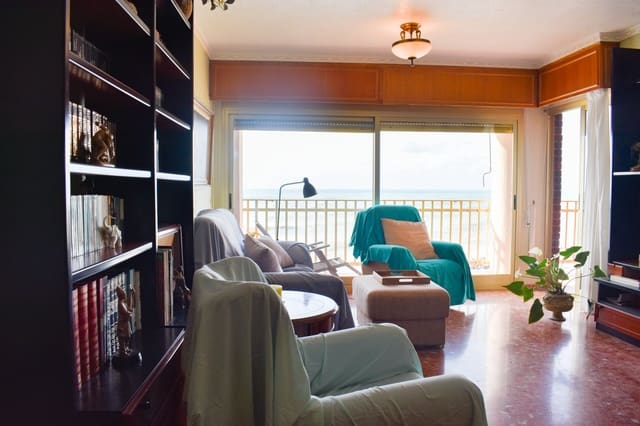 4 soveværelse Lejlighed til salg i Las Piscinas Naturales, Torrevieja - € 475.000 (Ref: 9818888)