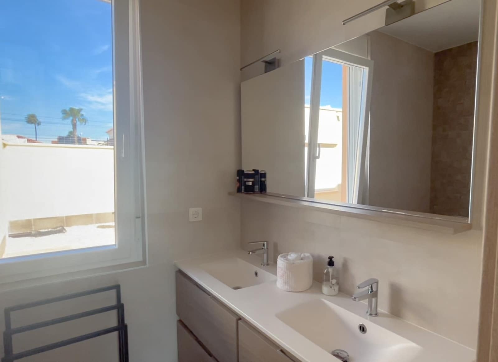 4 bedroom Townhouse for sale in Torrevieja with pool garage - € 780,000 (Ref: 9818889)
