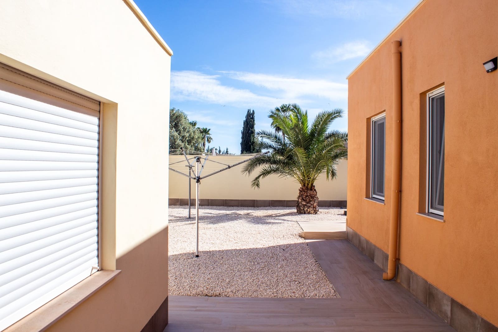 4 bedroom Townhouse for sale in Torrevieja with pool garage - € 780,000 (Ref: 9818889)