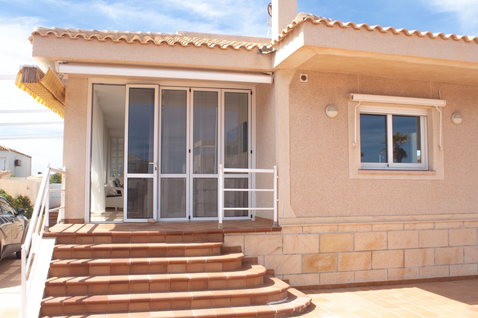 5 chambre Villa/Maison à vendre à La Manga del Mar Menor avec piscine - 610 000 € (Ref: 9818892)