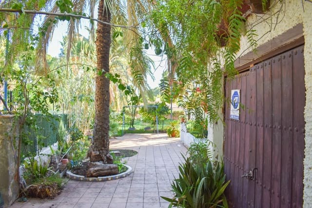 4 bedroom Villa for sale in Punta Prima, Orihuela - € 560,000 (Ref: 9818896)
