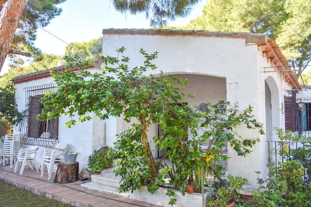 4 bedroom Villa for sale in Punta Prima, Orihuela - € 560,000 (Ref: 9818896)