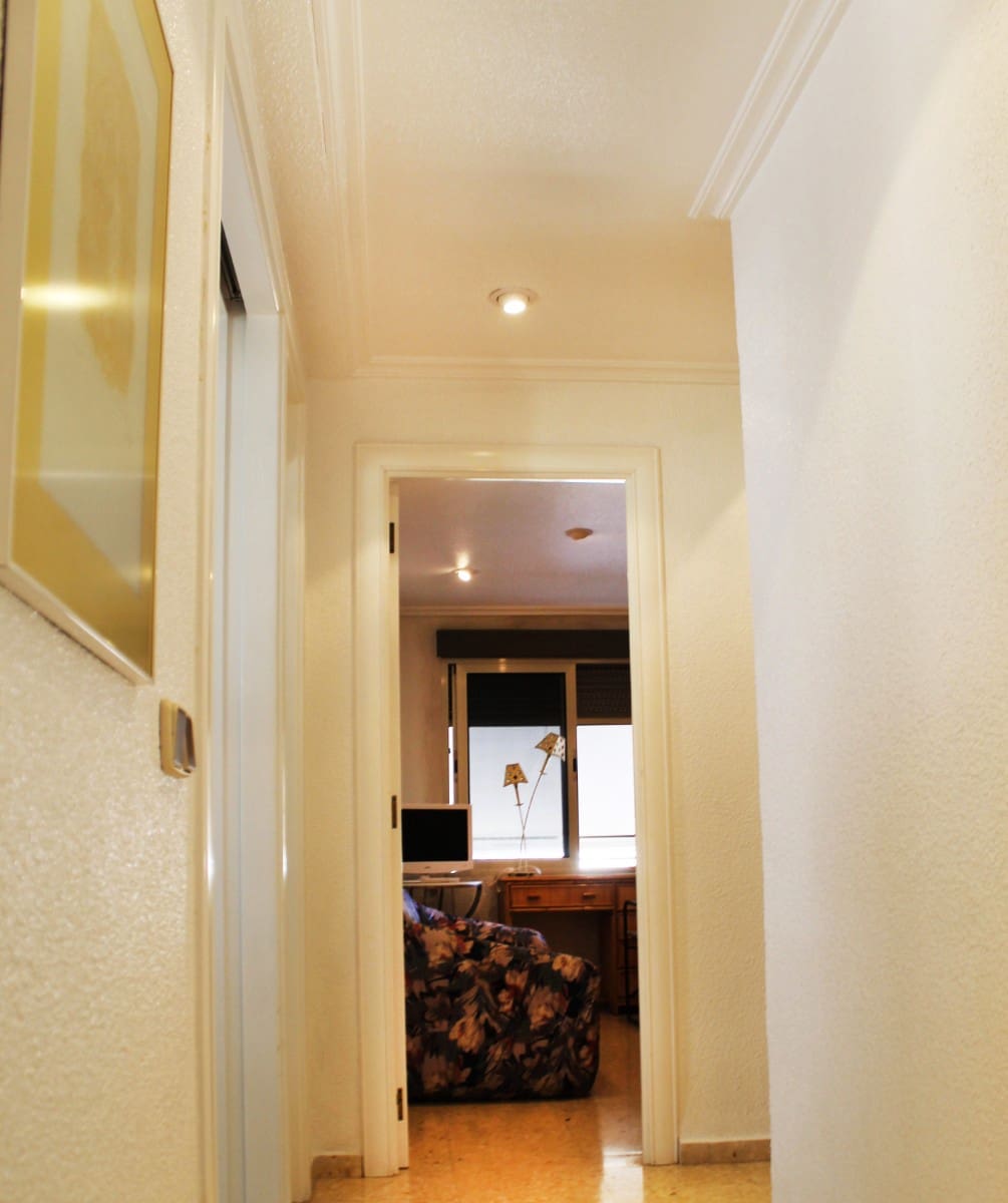 4 bedroom Apartment for sale in Santa Pola with garage - € 425,000 (Ref: 9818897)