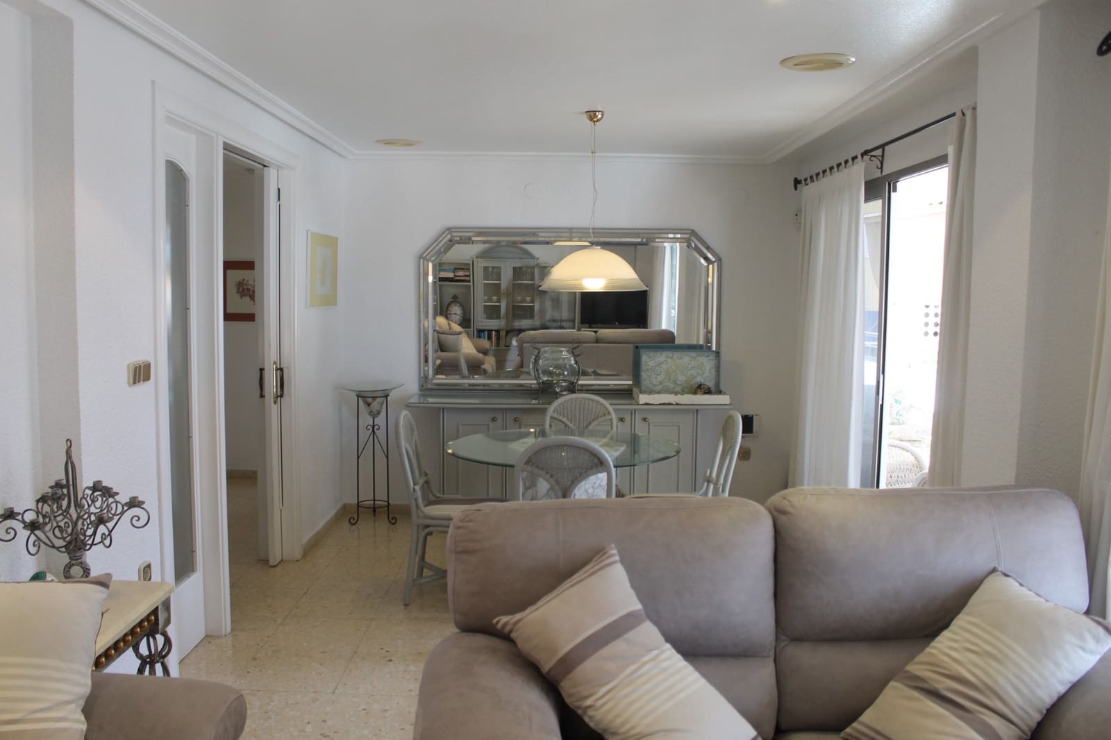 4 bedroom Apartment for sale in Santa Pola with garage - € 425,000 (Ref: 9818897)