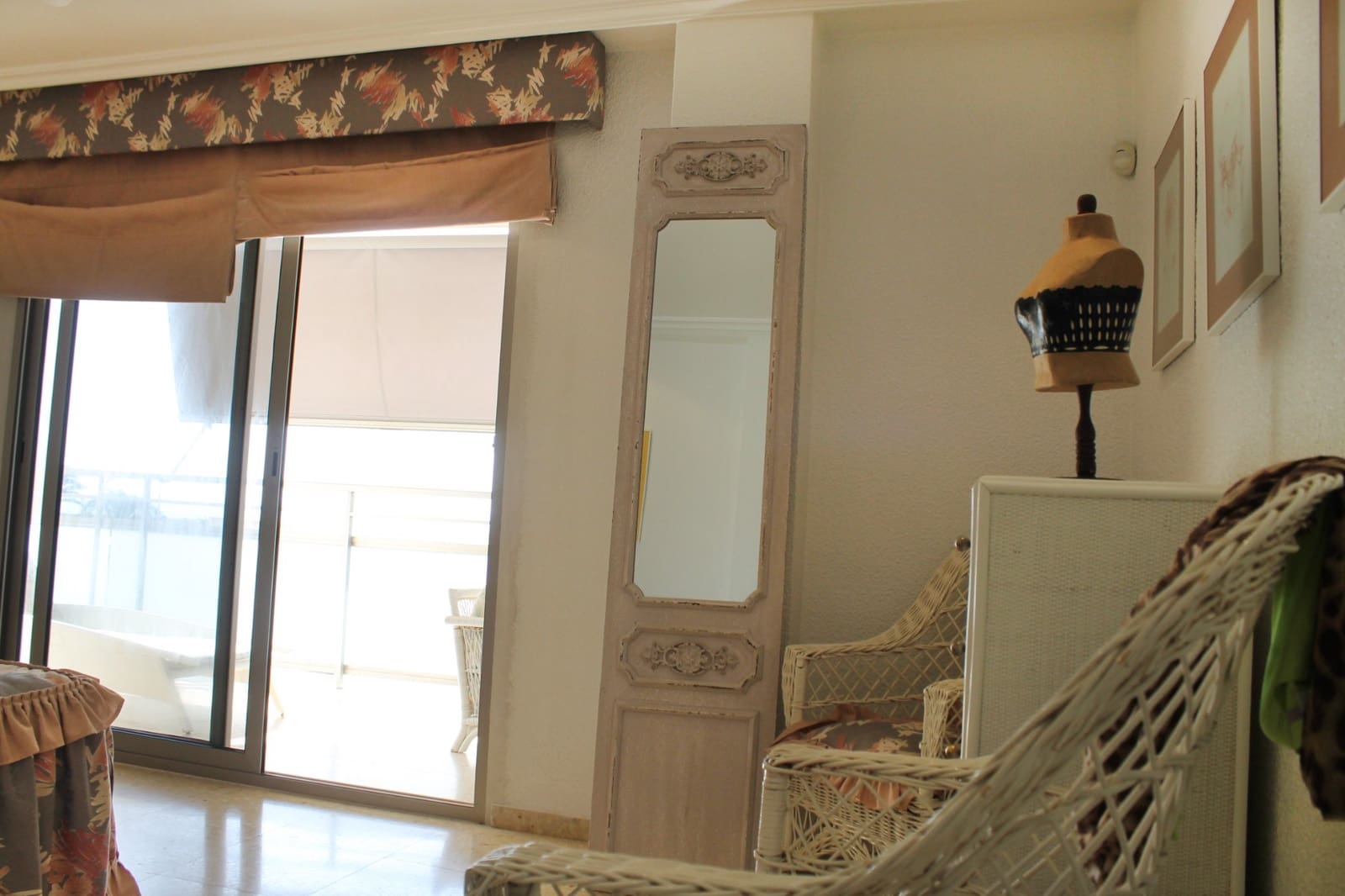 4 bedroom Apartment for sale in Santa Pola with garage - € 425,000 (Ref: 9818897)