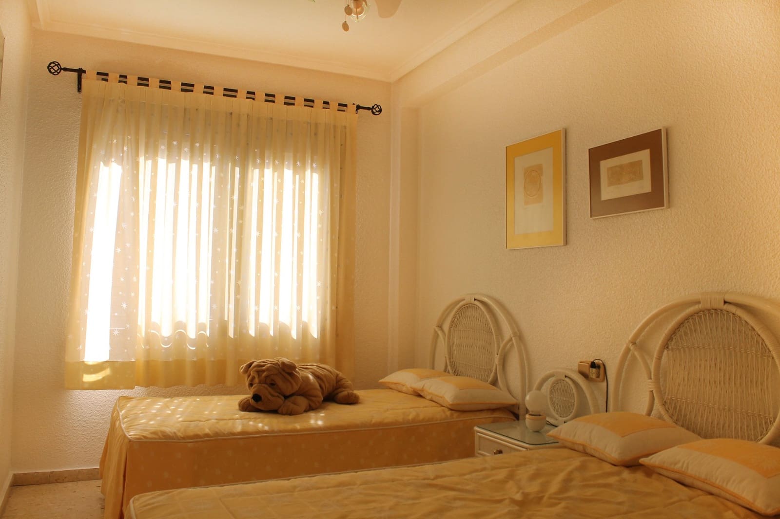 4 bedroom Apartment for sale in Santa Pola with garage - € 425,000 (Ref: 9818897)