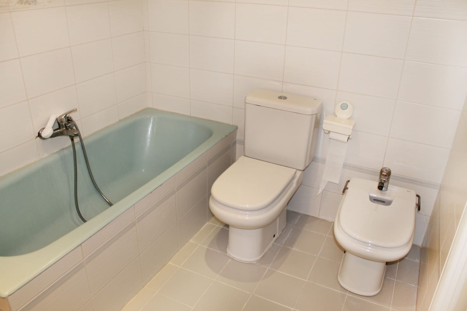 4 bedroom Apartment for sale in Santa Pola with garage - € 425,000 (Ref: 9818897)
