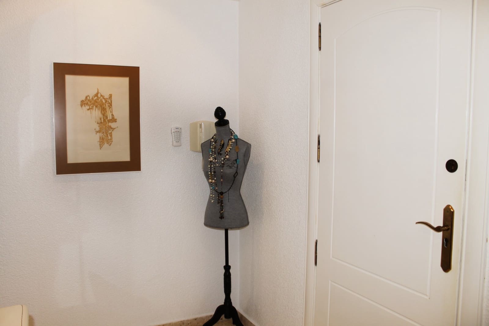 4 bedroom Apartment for sale in Santa Pola with garage - € 425,000 (Ref: 9818897)
