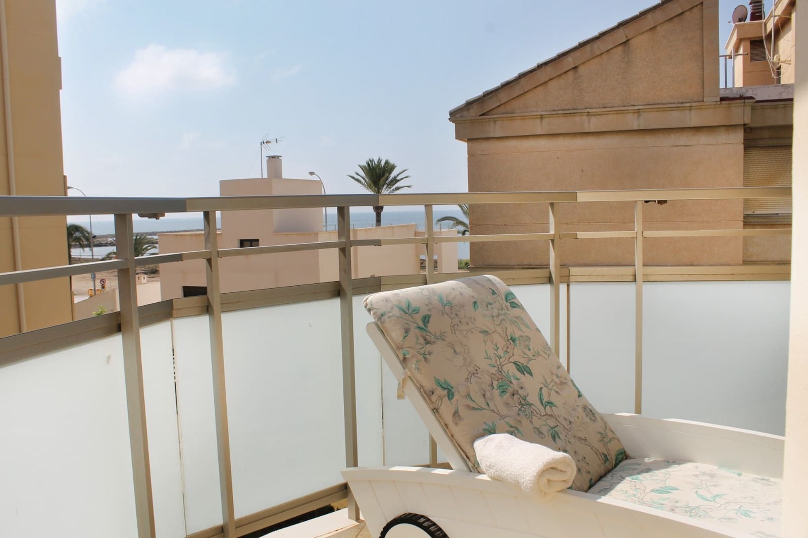 4 bedroom Apartment for sale in Santa Pola with garage - € 425,000 (Ref: 9818897)