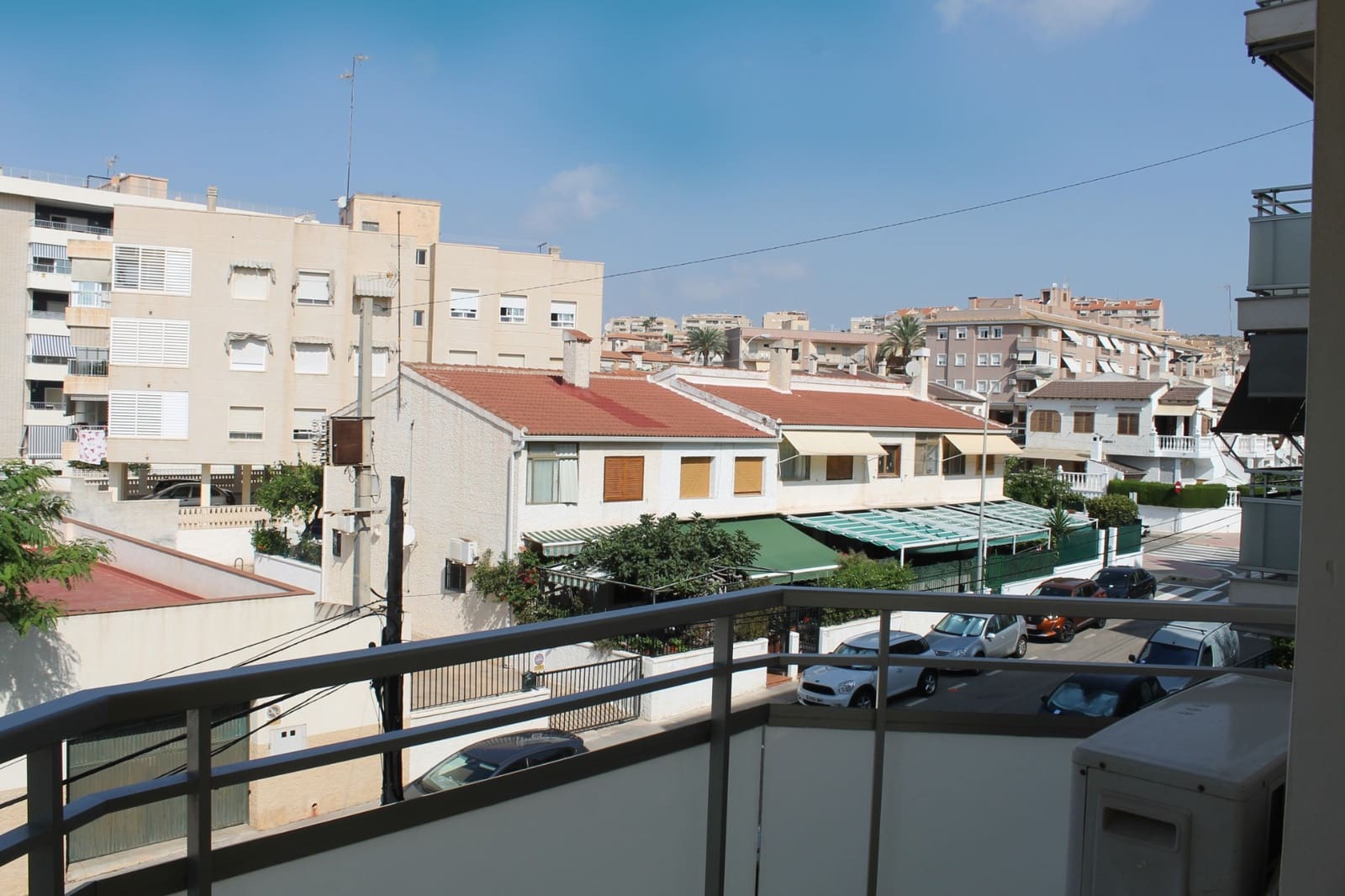 4 bedroom Apartment for sale in Santa Pola with garage - € 425,000 (Ref: 9818897)