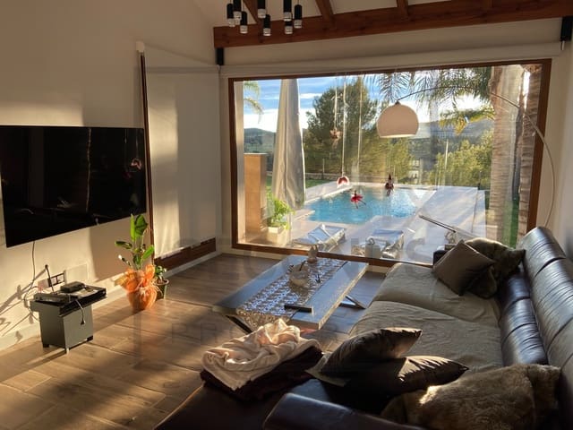2 soverom Villa til salgs i Algorfa med svømmebasseng garasje - € 1 100 000 (Ref: 9818902)