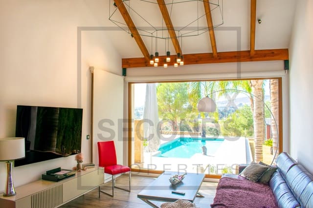 2 soverom Villa til salgs i Algorfa med svømmebasseng garasje - € 1 100 000 (Ref: 9818902)