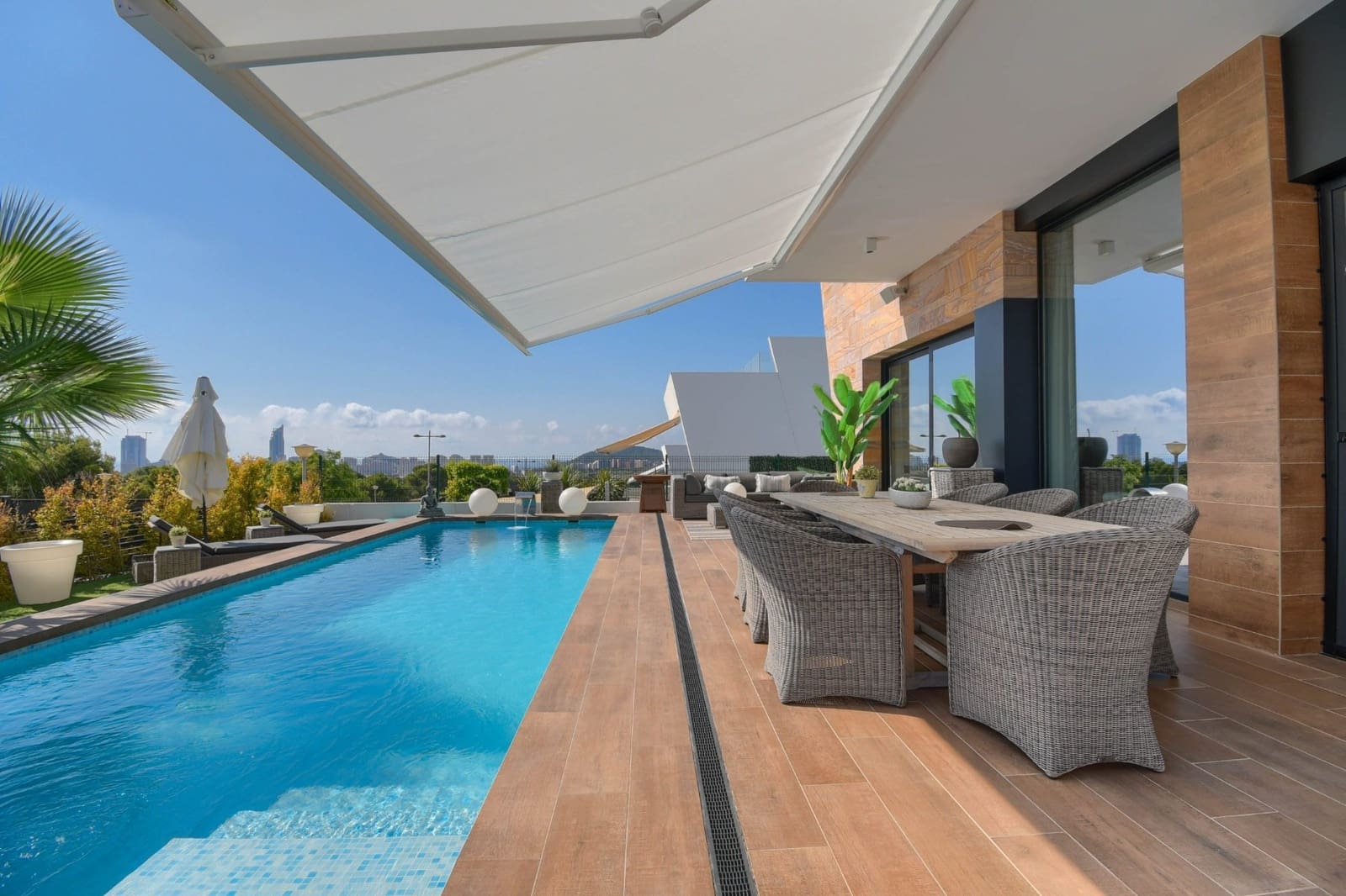 2 soveværelse Villa til salg i Finestrat med swimmingpool garage - € 654.000 (Ref: 9818905)
