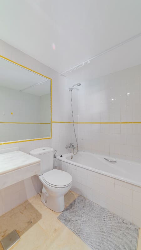 2 bedroom Apartment for sale in Punta Prima with garage - € 260,000 (Ref: 9818923)